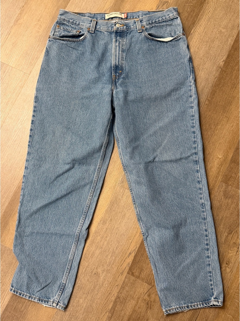 Levi’s Men’s Comfort Fit 560 Jeans 38x32 Light Color - Discontinued